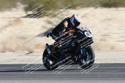 media/Dec-07-2025-CVMA (Sun) [[3e7d2de5dc]]/Race 8-Middleweight Shootout/